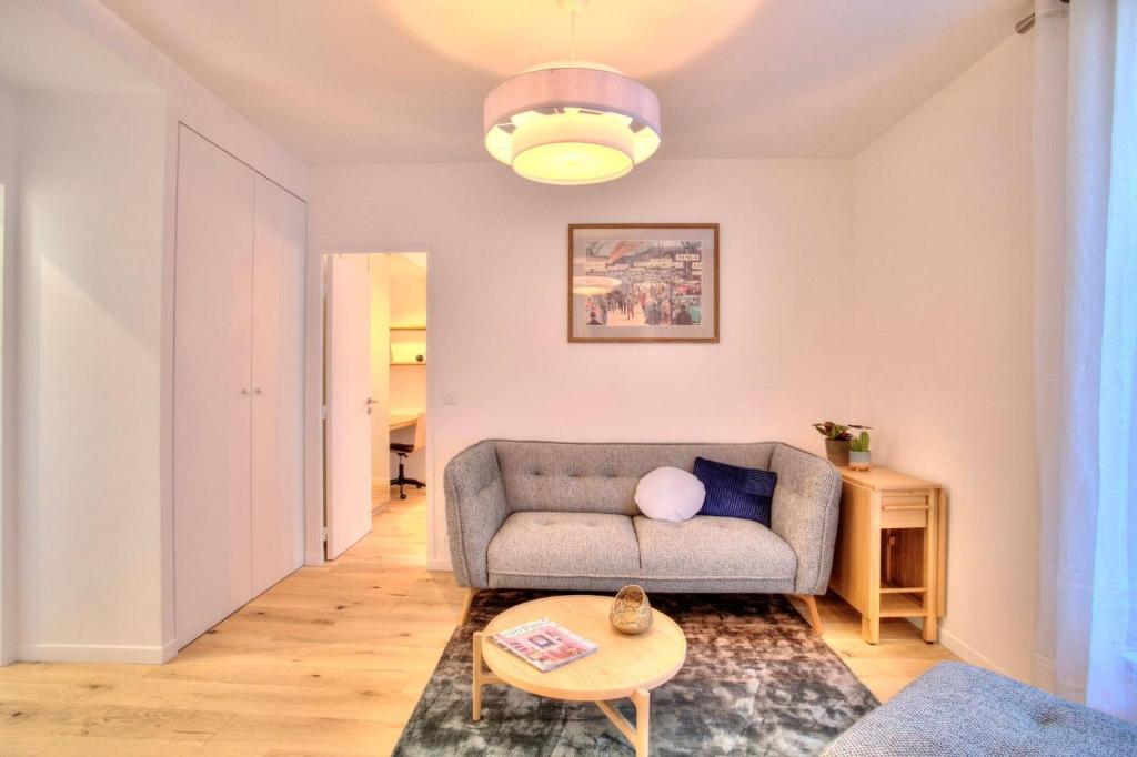 Elegant and comfortable apartment in Paris 17th arrondissement