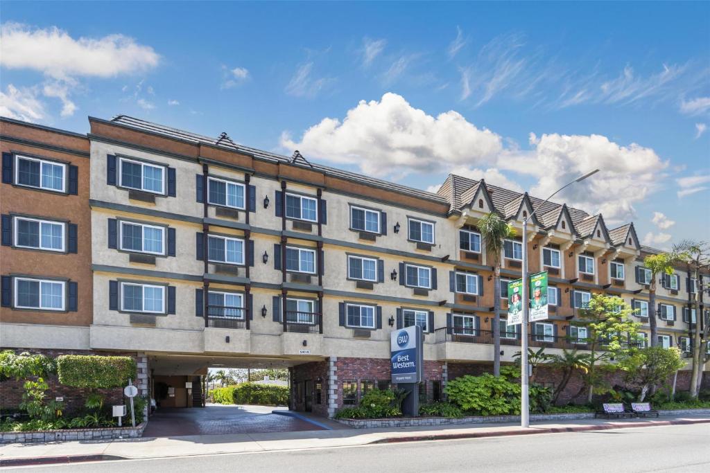 Best Western Airpark Hotel - LAX Airport LA Stadium