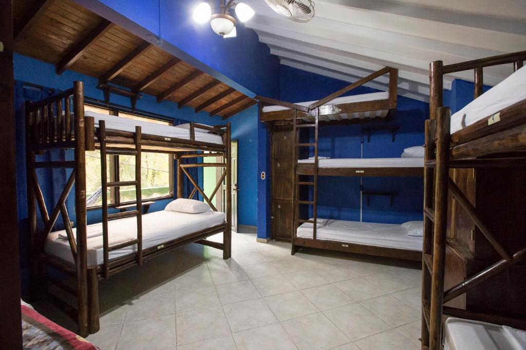 Postel nebo postele na pokoji v ubytování Arcadia Hostel Medellin
