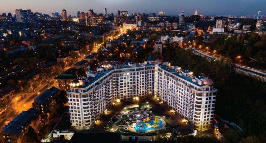 Шикарні апартаменти , ЖК Печерськ Плаза, Бойчука 19А, 10 хв пішки від м Звіриницька головне фото