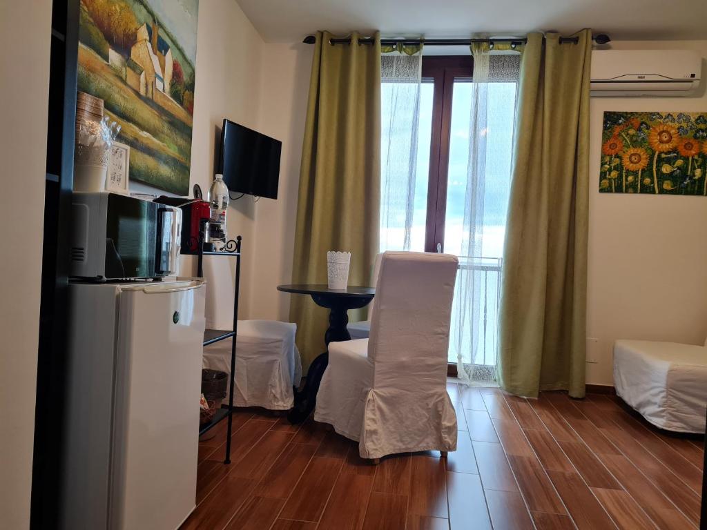 B&B AeR - Driepersoonskamer Met Uitzicht Op Het Meer