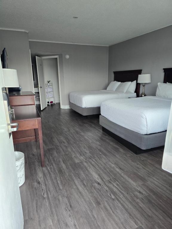 The Georgian Resort - 