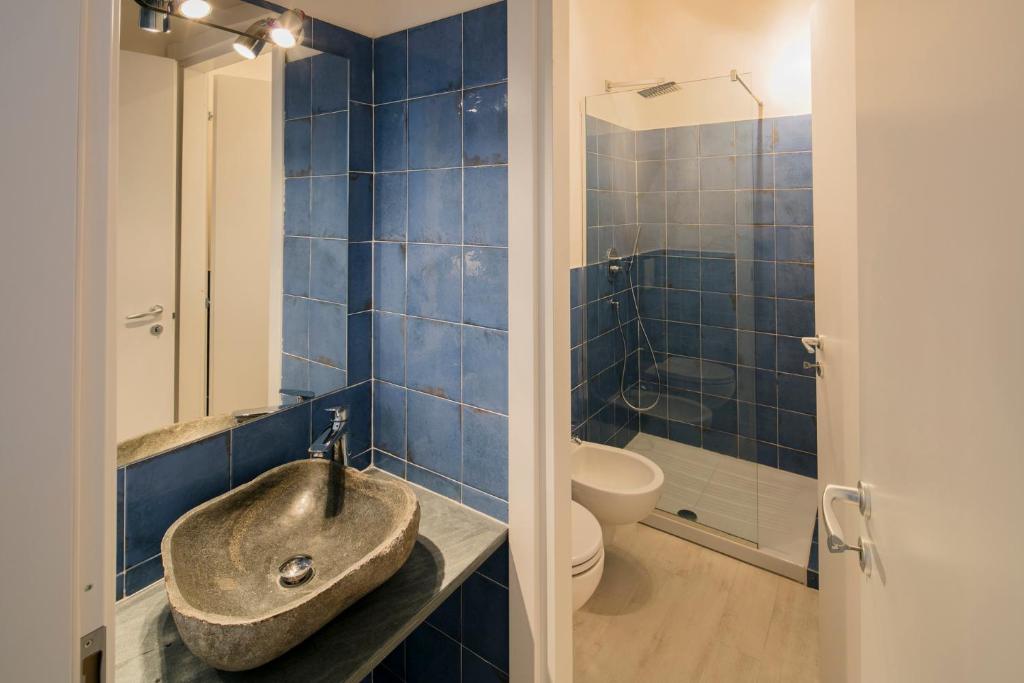 A bathroom at Affittacamere Margherita