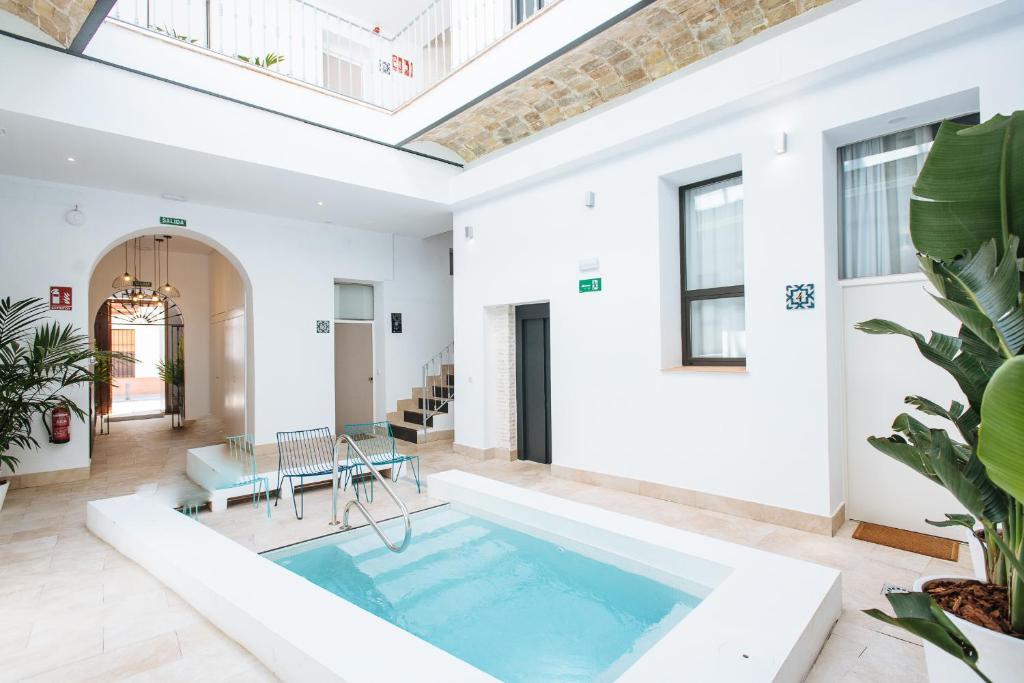 Lola de Triana Apartments