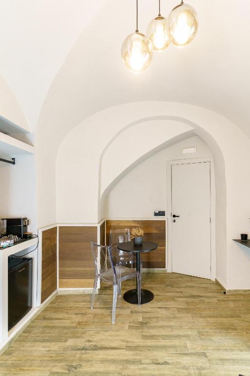 VICOLO SAN GAETANO -luxury rooms- - 1