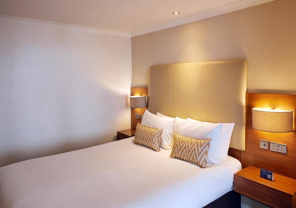Thistle London Piccadilly photo