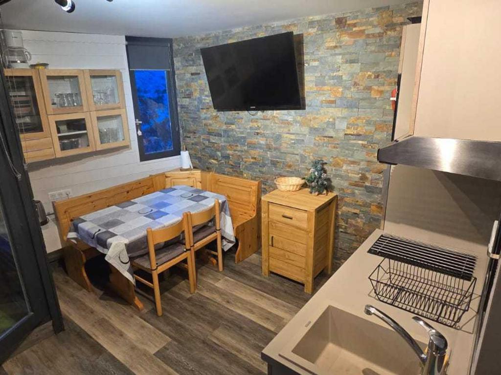Charmant 3 pièces rénové avec balcon au pied des pistes, Les Belleville - FR-1-574-24