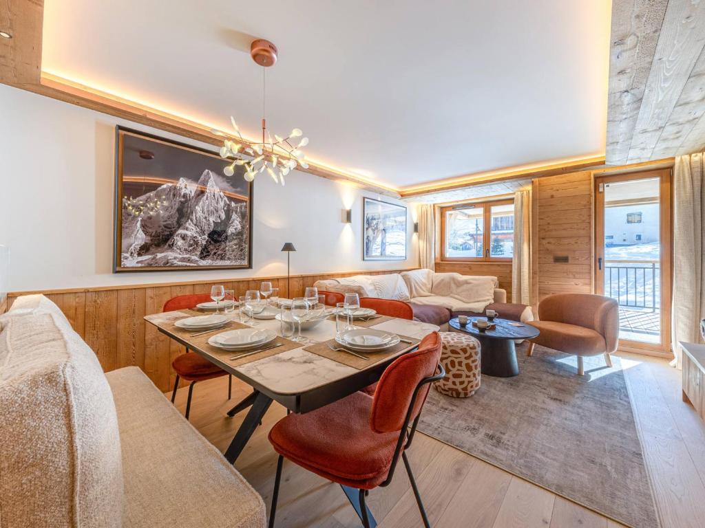 Appartement standing avec cheminée, terrasse et accès détente