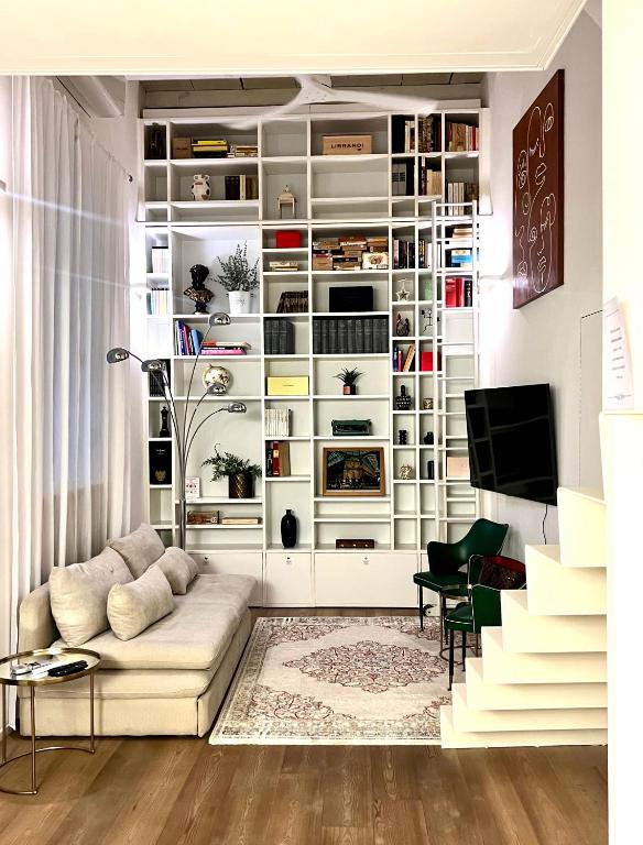 INTOMILAN I Design Loft San Babila