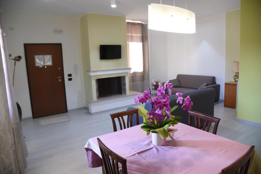 Telewizja i/lub zestaw kina domowego w obiekcie Green House