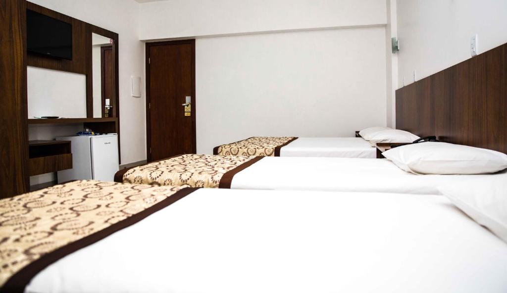  Galatas Golden Hotel