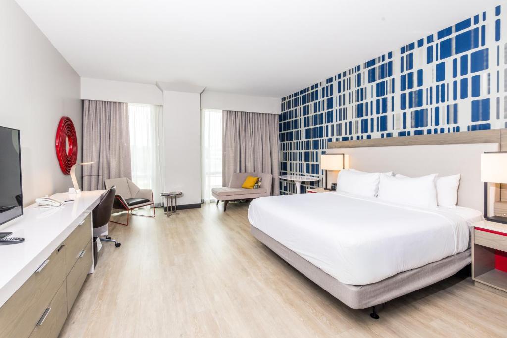 The Summit Hotel - 