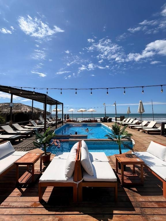 The Point Mancora Beach - Hostel Juvenil de Fiesta