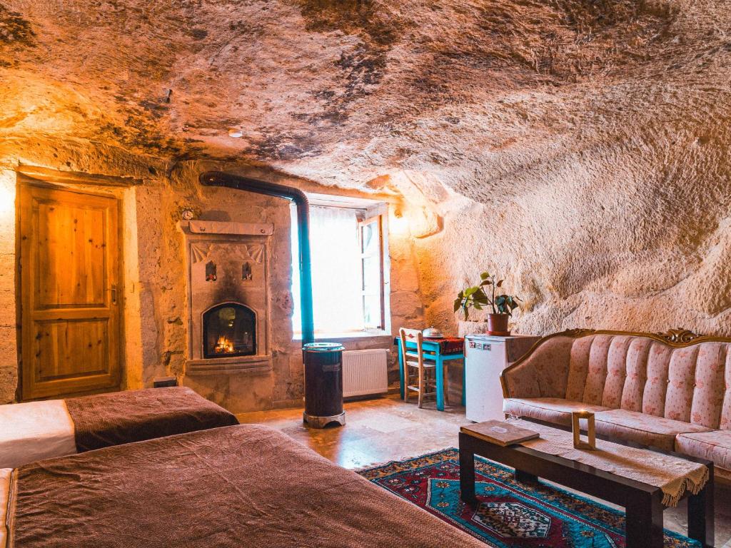 Atilla's Cave Hotel - 6