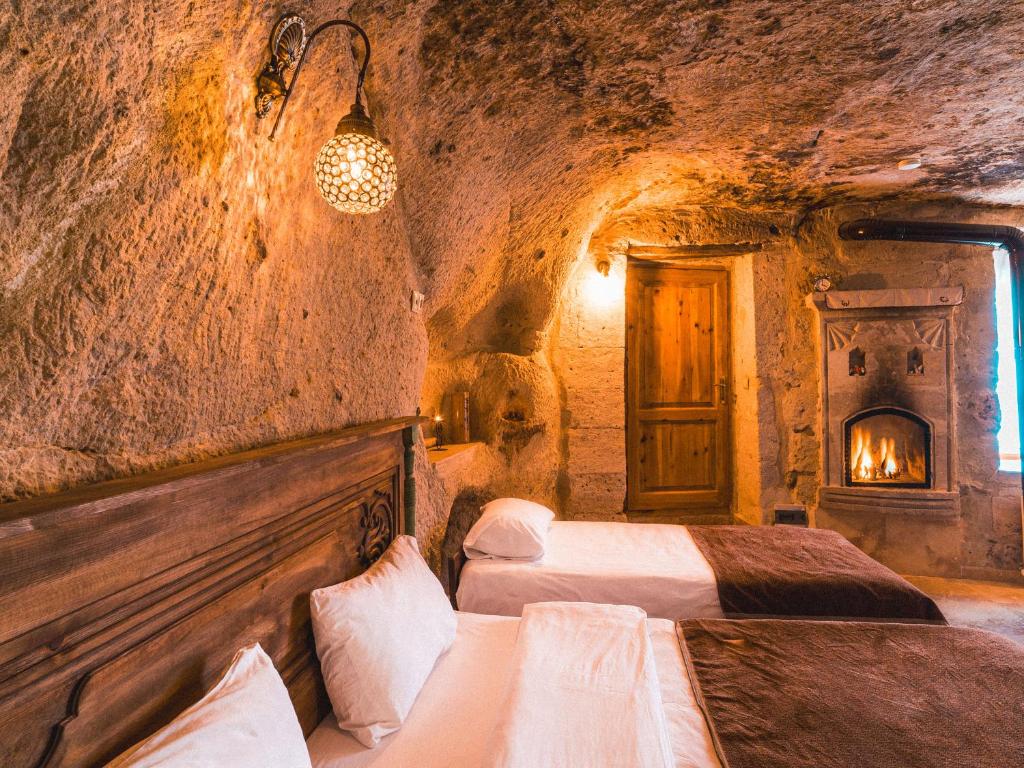 Atilla's Cave Hotel - 4