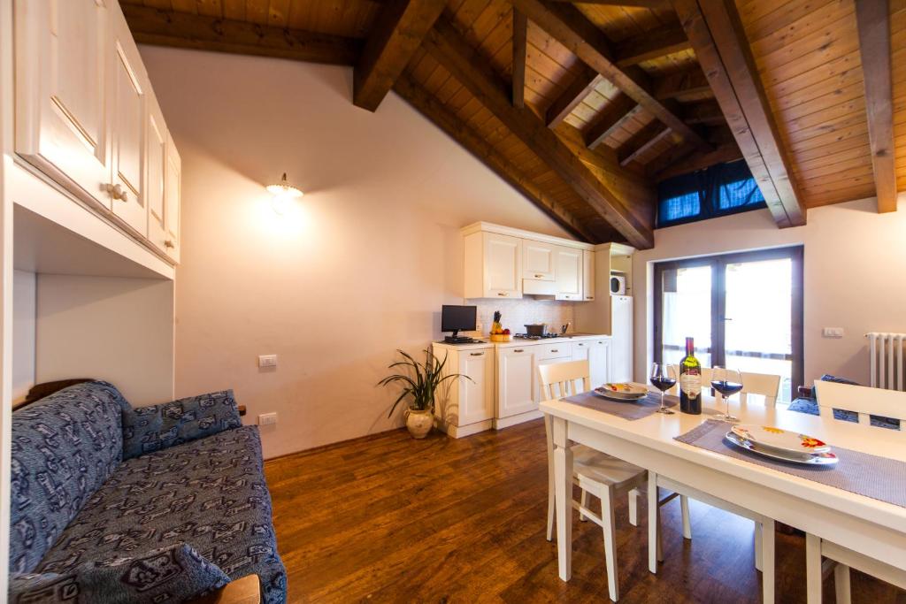 Kuchyň nebo kuchyňský kout v ubytování Agriturismo alla Poncia
