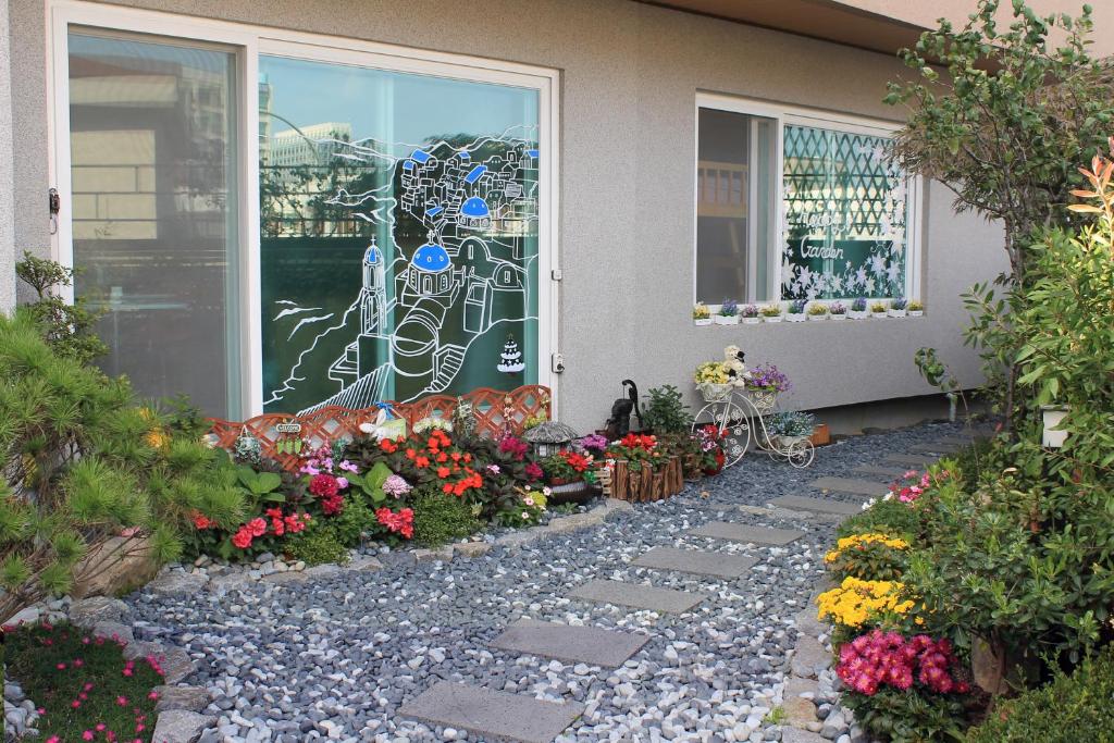 صورة لـ Happy Garden Guesthouse في سول