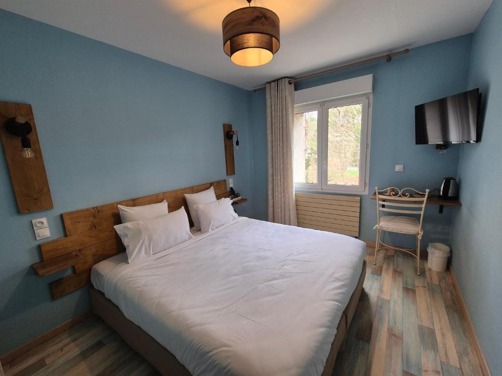 Logis Hôtel Restaurant Les Norias - Standaard King Kamer