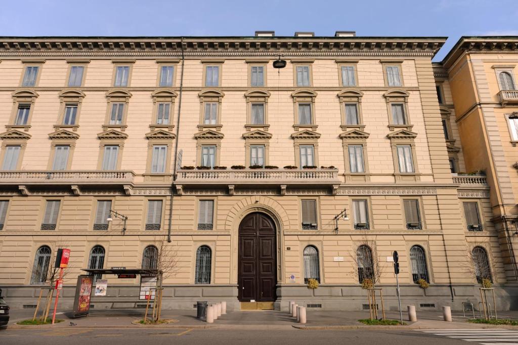 Suite Apartment Castello Sforzesco, Undermyname