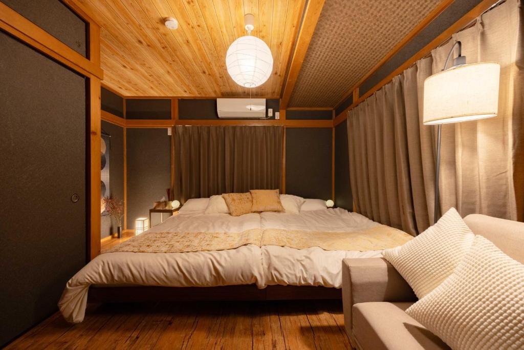 Y's Hotel