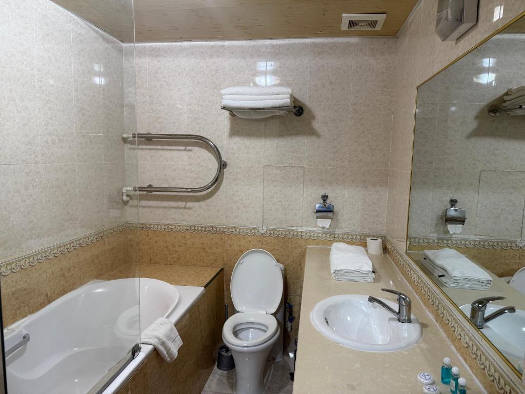 فضای داخلی Golden Valley Hotel در تاشکند - تصویر ۳