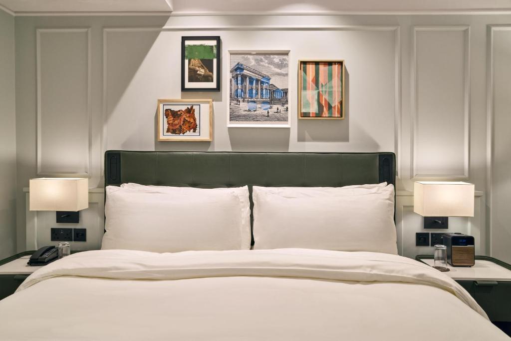 Radisson Blu Hotel, London Bloomsbury photo