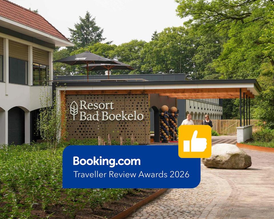 a sign for a bar kiosk in front of a house at Appartementen Bad Boekelo - Short & Long Stay Deals in Enschede
