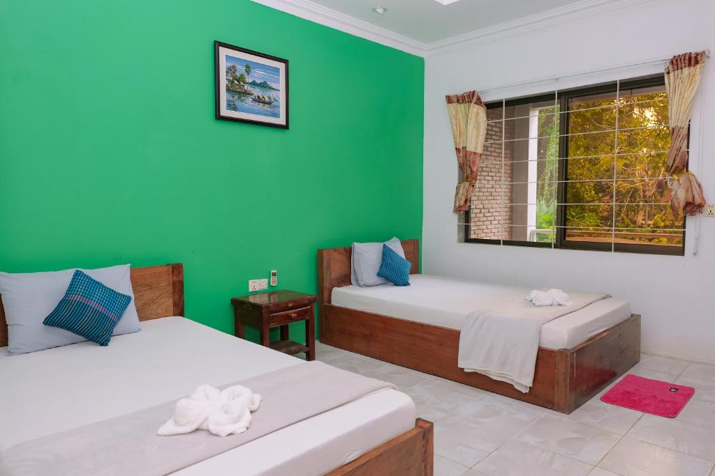Kep Arunrass Boutique 2