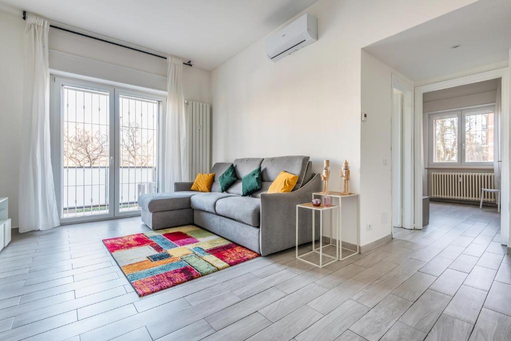 Milano 4 Pax Wi-Fi Bisceglie Via Zurigo