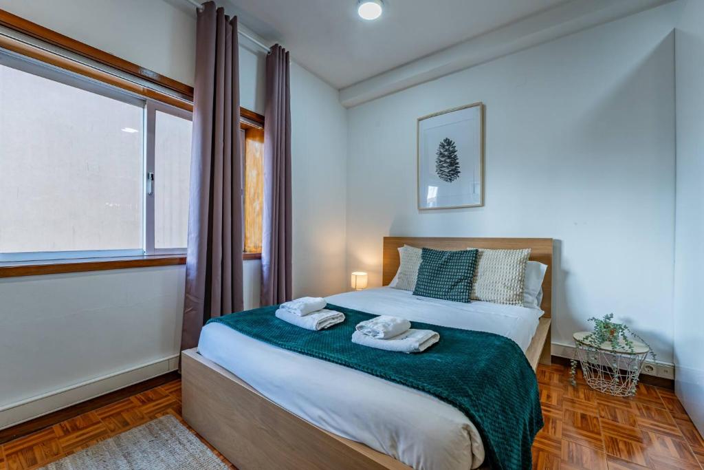 Oporto Center at Your Doorstep 1