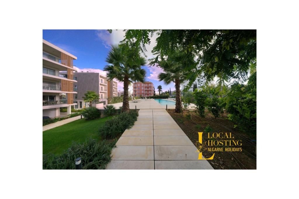 Green Garden Luxury Suite by Localhosting