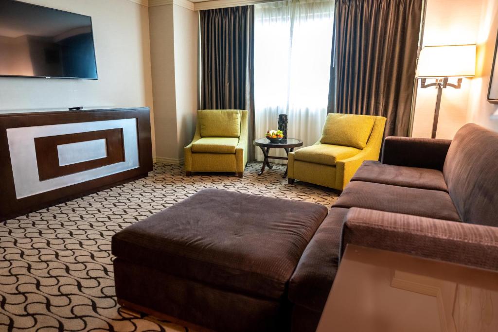gold strike casino dress code World Class Amenities