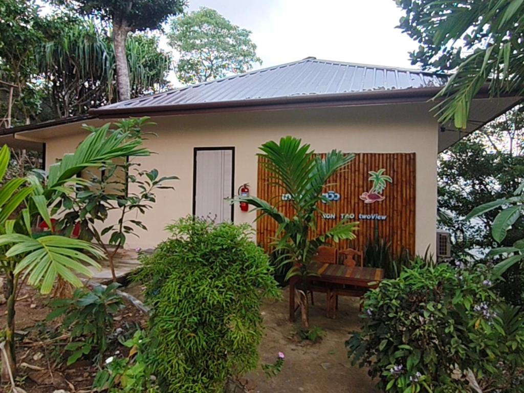 Koh tao two view - One-Bedroom House