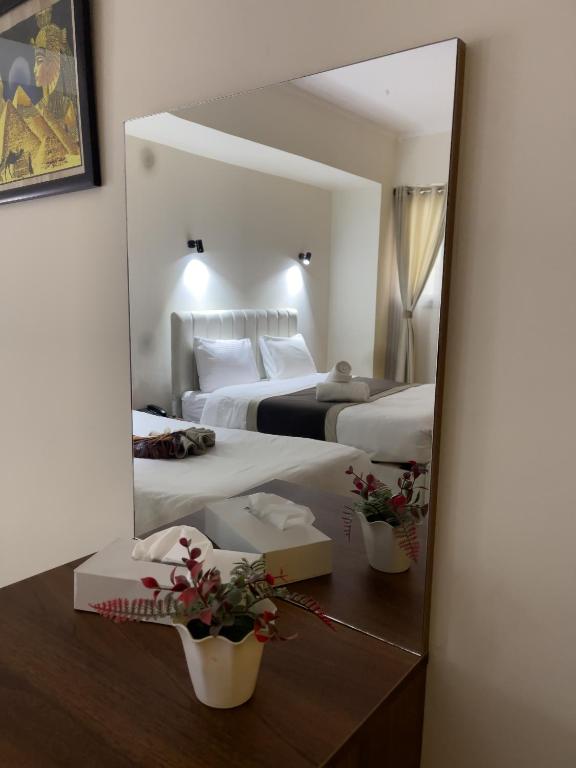 Pyramids Sunshine View - 19