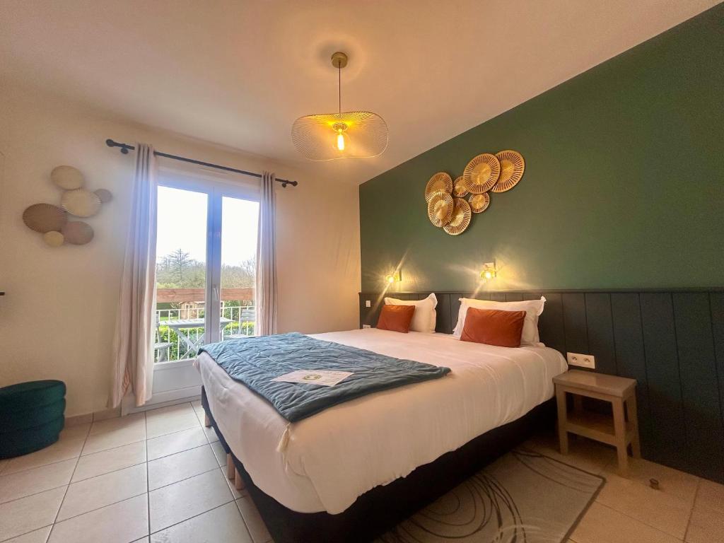 BRIT HOTEL Lannion vers Perros-Guirec - Habitación Doble O Twin Con Balcón O Porche