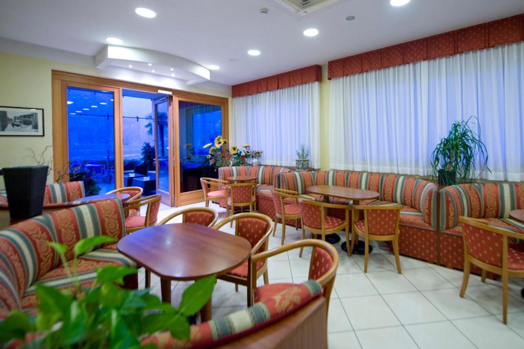 Posezení v ubytování Hotel Astoria - 3stelle S