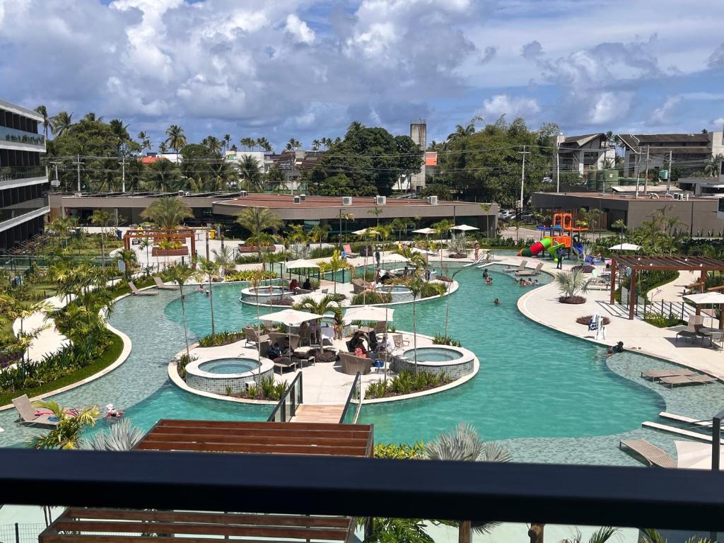 una vista di un parco acquatico in città di Sole e Mare Flat a Ipojuca