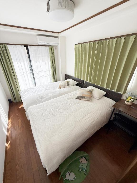 SIMMONS Brand beds,3 mins walk to station,,Ueno area,Direct to Akihabara 8 mins,Ginza 24 mins