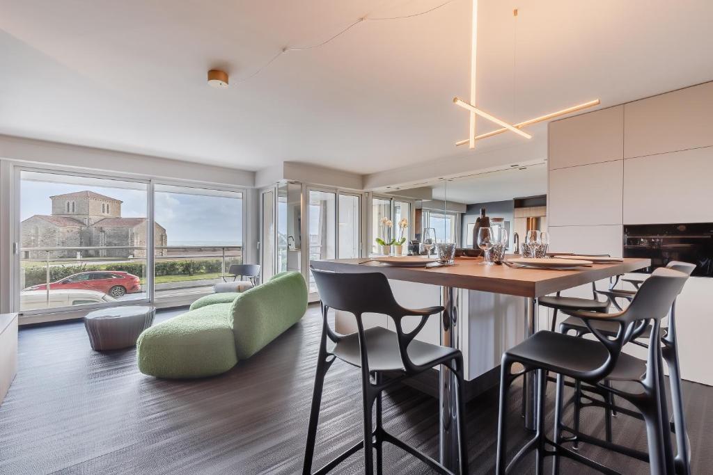 L'Écrin des Sables, appartement de 70 m2, 4 étoiles, un lieu d'exception face à l'océan