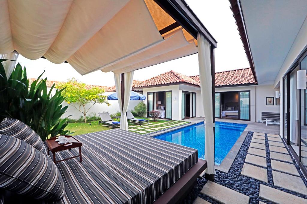 Holiday Villa Pantai Indah Bintan