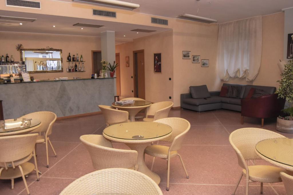 Posezení v ubytování Albergo Munsci'