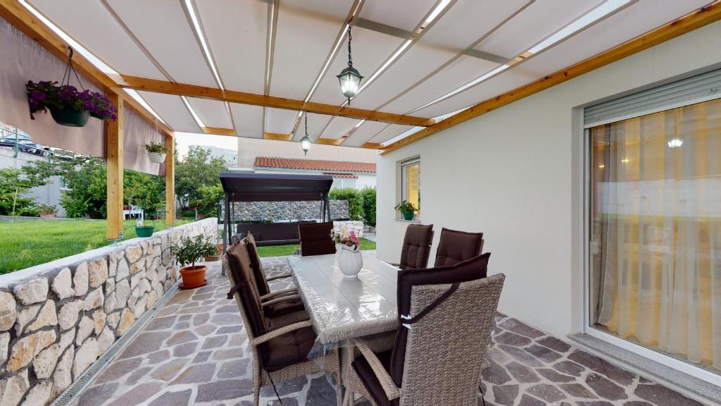 Holiday house Tolesa