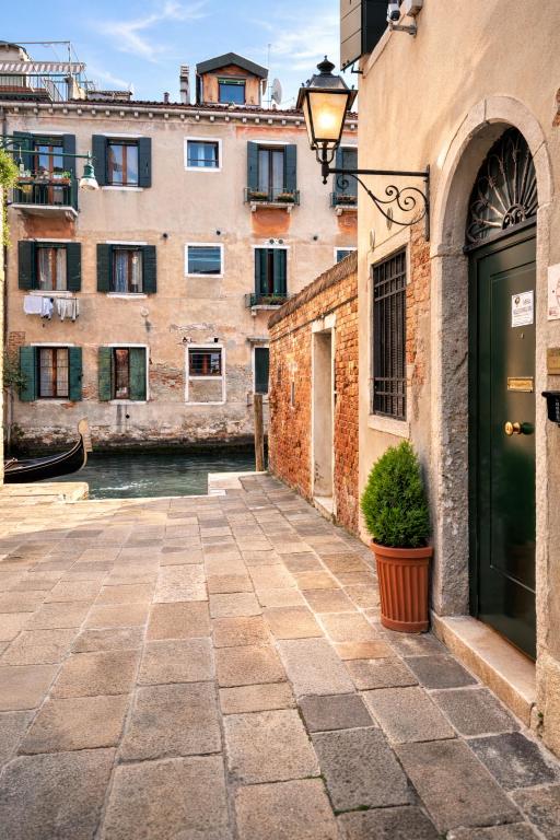 Edifici on està situat el bed and breakfast
