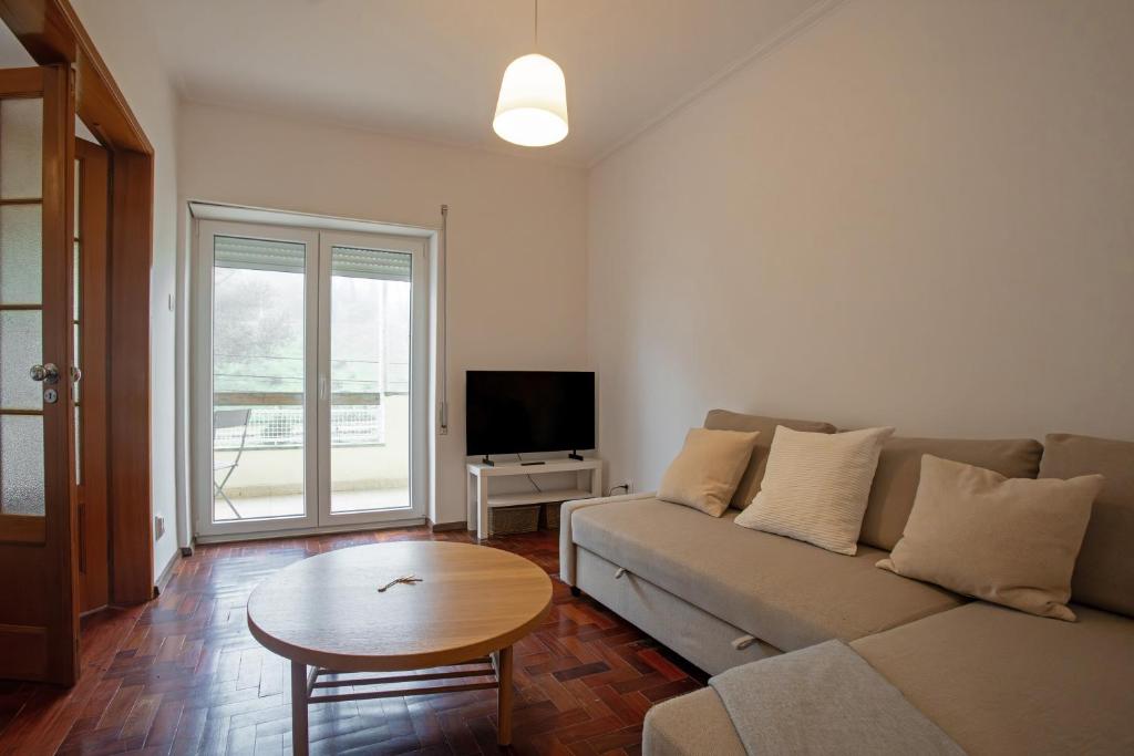 Central Cascais 1BDR With Balcony Near The Beach