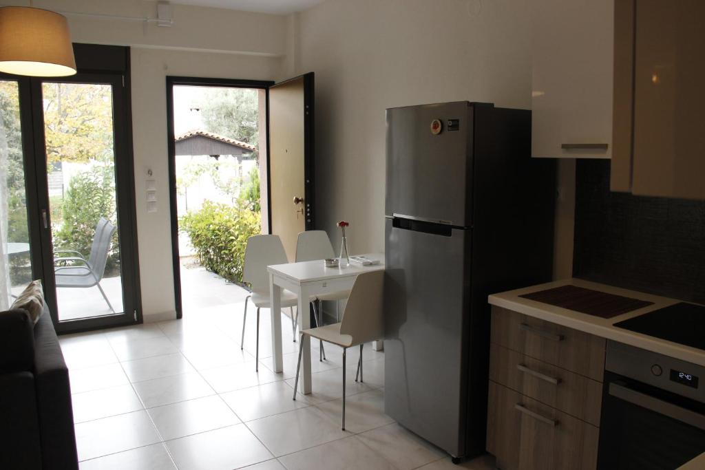 Polychrono Apartments - One-Bedroom Apartment