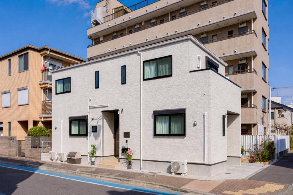 Seiun Ryokan Tokyo Entire House for 10 Four Minute Walk to Keisei Koiwa Station