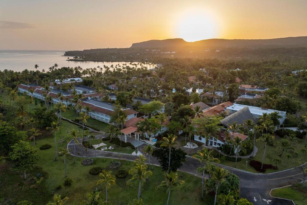 Wyndham Alltra Samana All Inclusive Resort photo