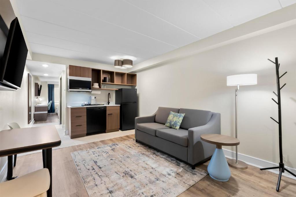 Latitude Suites Tinton Falls, part of Unscripted by Hyatt photo