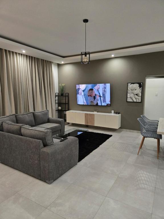 Ithusi-stream 2 bed 2 bath