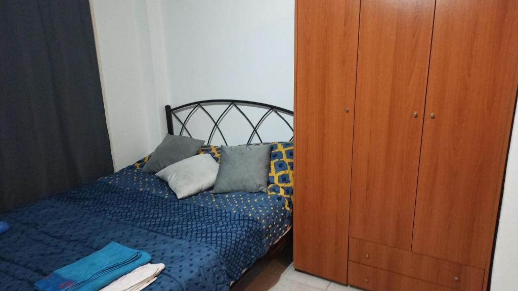 Renovated studio heart of city